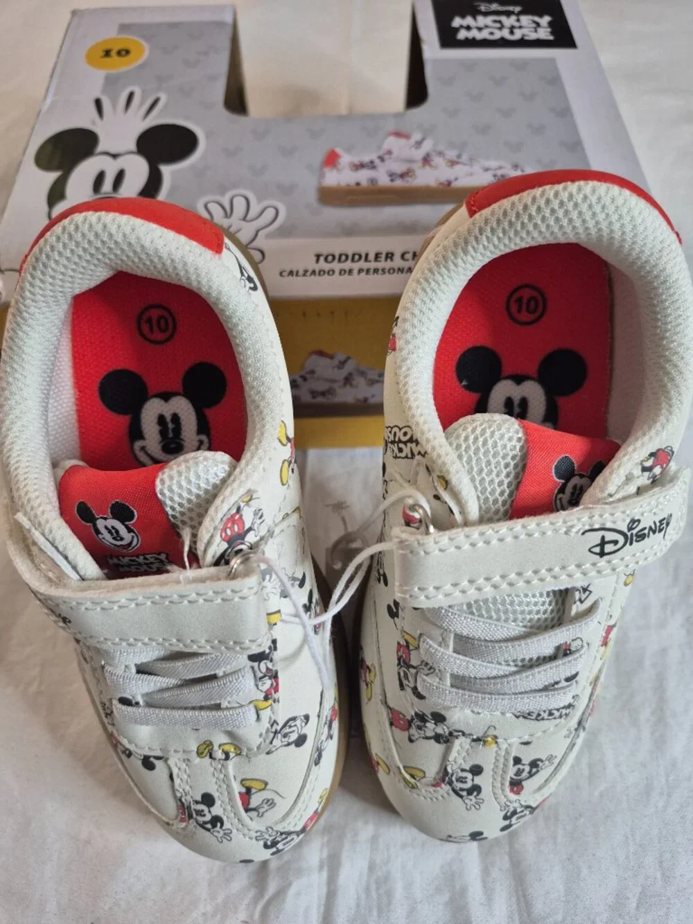 Disney these mickey